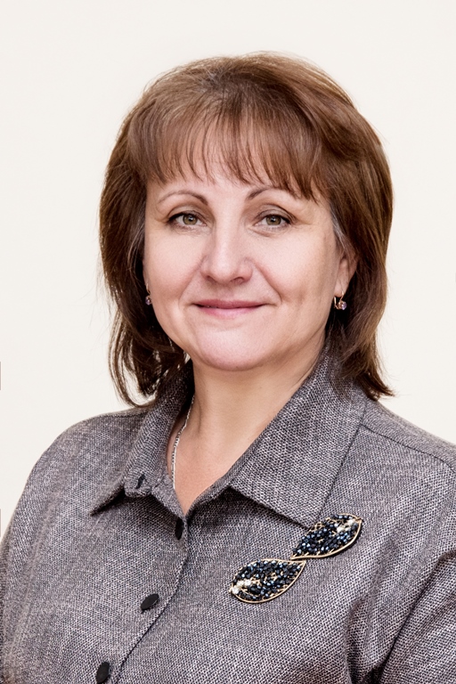 Попова Ирина Дмитриевна.